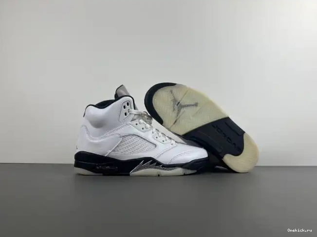 One Kick BLACK' DD0587-110 'WHITE JORDAN RETRO AIR 5 0626